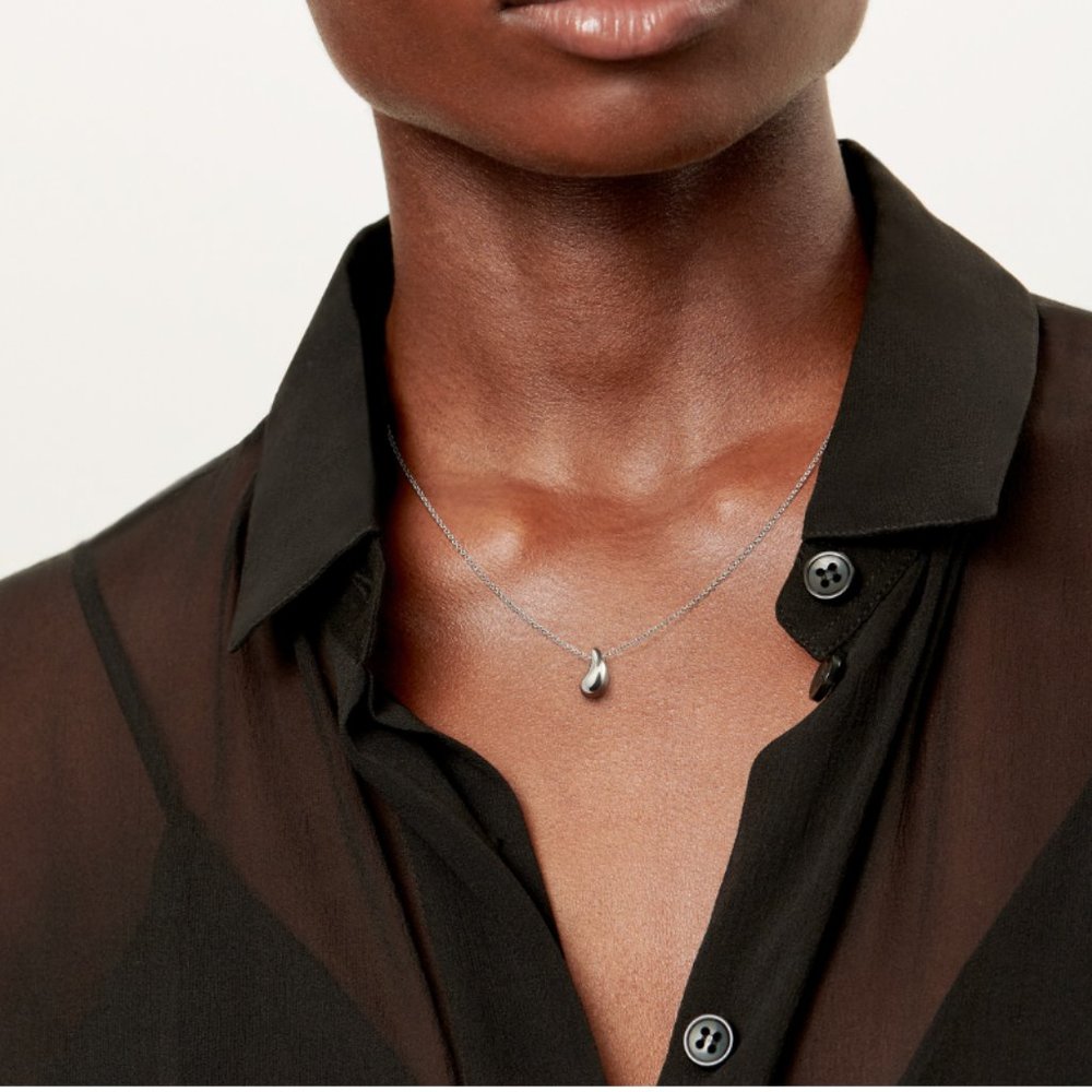 Tiffany teardrop necklace